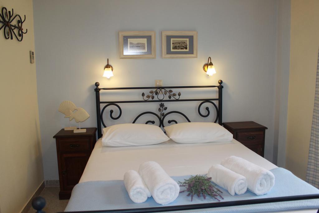 Akrogiali Posidhonía Room photo